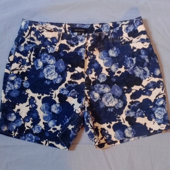The Limited Blue White Floral Shorts Size 4 Stretch Cotton Summer - Picture 2 of 12